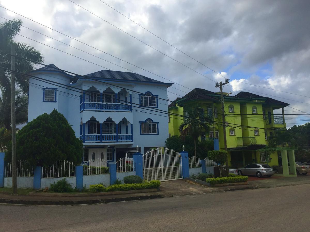 Yaad Hostel Монтего-Бей Екстер'єр фото